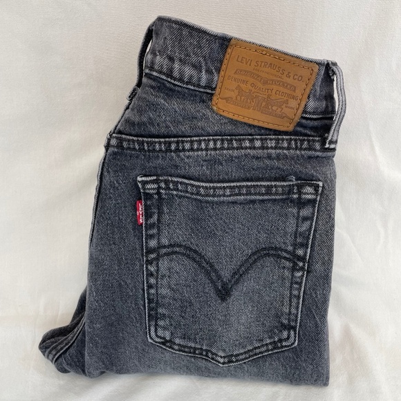 Levis High Waist Skinny Jean Black Wash Women’s Size 25 VINTAGE - Picture 1 of 16